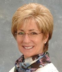 Headshot of Lois Bell