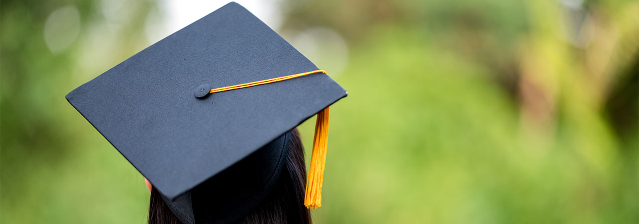 woman wearing a graduation cap